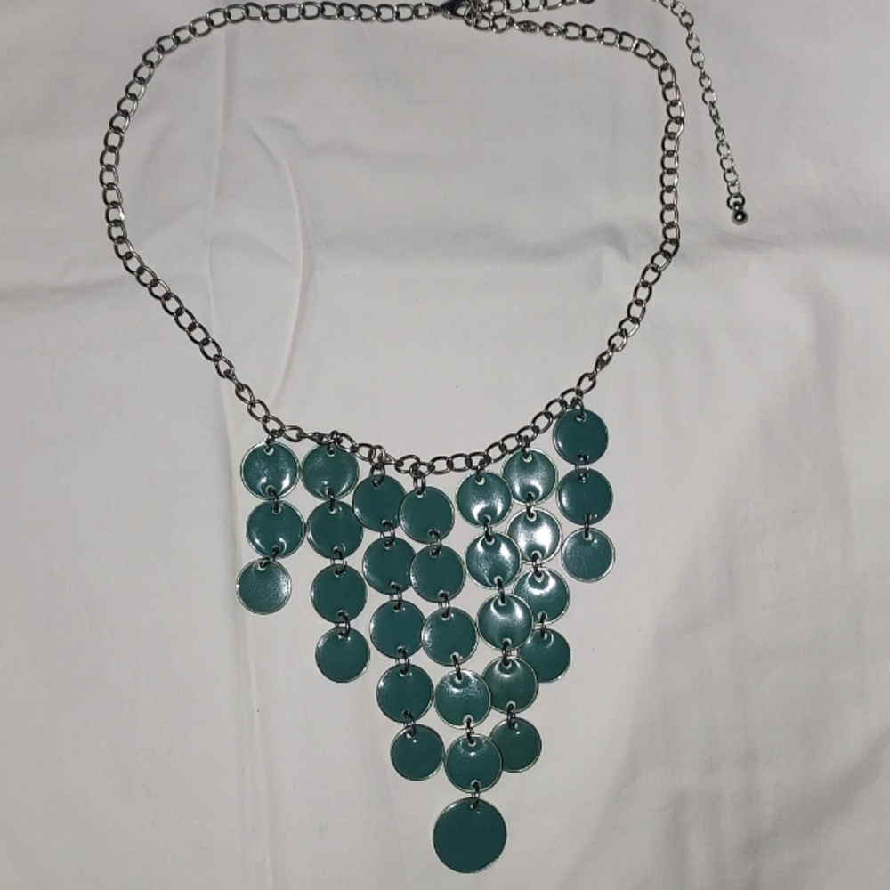 Beautiful teal green necklace - Picture 1 of 2